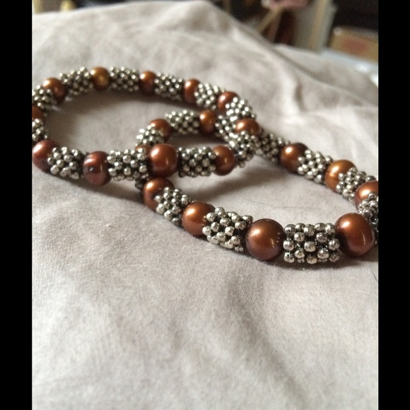 Bronze & silver expandable bracelets. - Picture 2 of 2